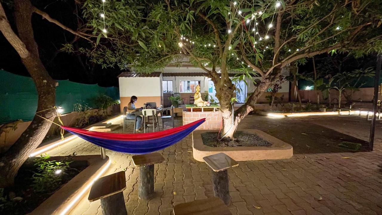 Jungle By Sturmfrei Gokarna Hostel Гокарна Екстериор снимка